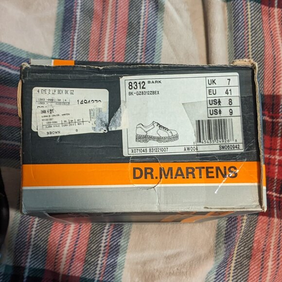 Dr Martens Oxfords/Low Boots UK 7 US 8 #8312 made in England - Picture 3 of 12